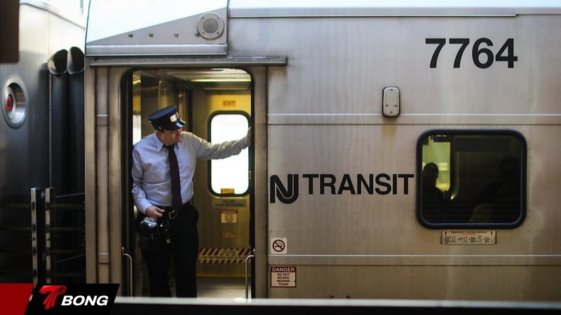 Hành trình lùm xùm của chiếc vé tàu NJ Transit